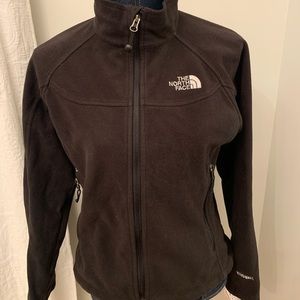 The North Face Women’s Windwall fitted coat size Medium